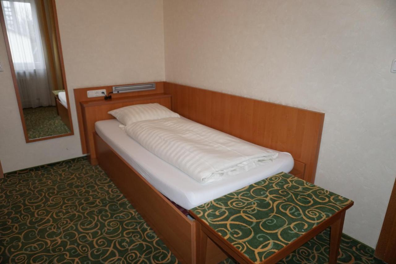 Ruthmann-Rheinblick Garni Hotell Oestrich-Winkel Exteriör bild