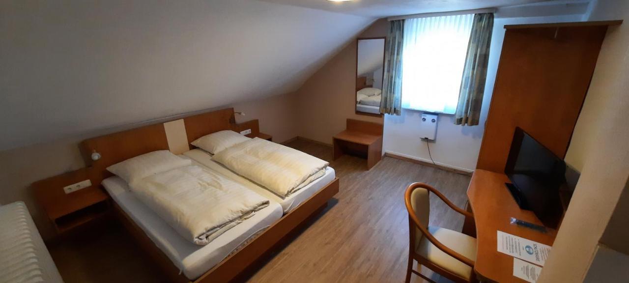 Ruthmann-Rheinblick Garni Hotell Oestrich-Winkel Exteriör bild