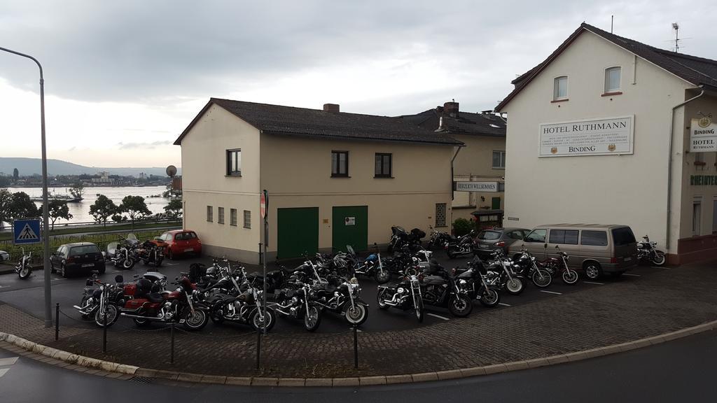 Ruthmann-Rheinblick Garni Hotell Oestrich-Winkel Exteriör bild